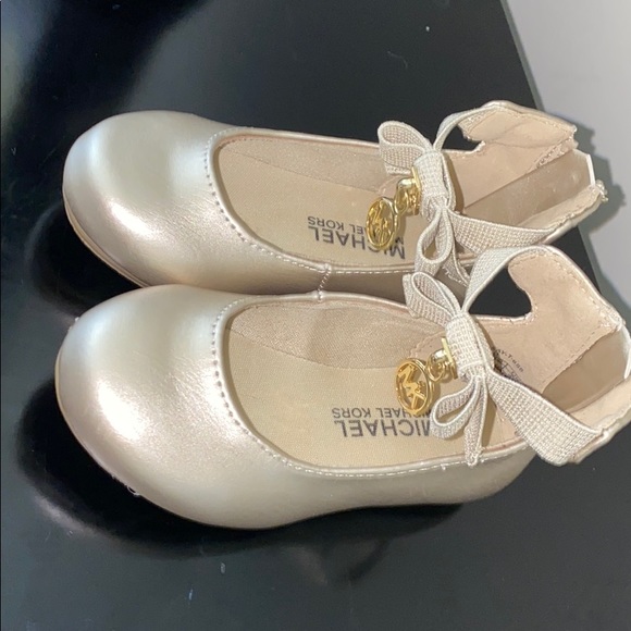 Michael kors baby dress shoes - Picture 2 of 6